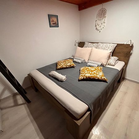 Goldcentral Apartment Danube Budapest Exteriör bild